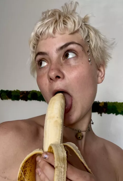 Would you let me make you my banana