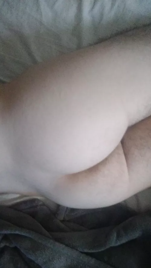 Your face in between me right now if you dare😈💜