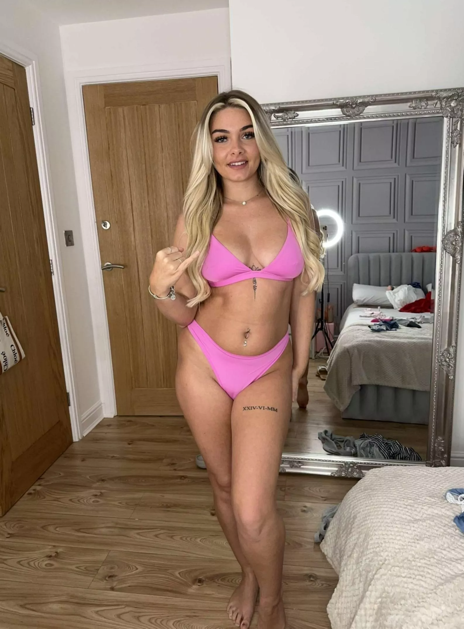 you're pathetic and that lil🍤is even more pathetic