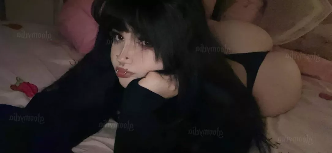 18F | looking for some sugar 🖤