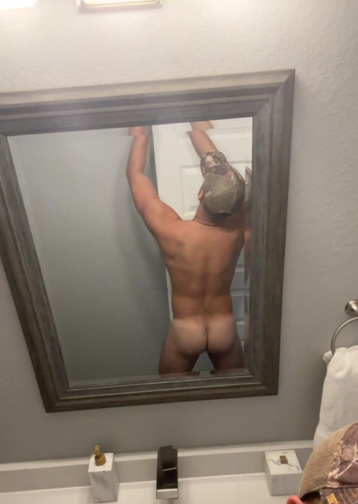 30 bi curious M in Bridgeport hotel