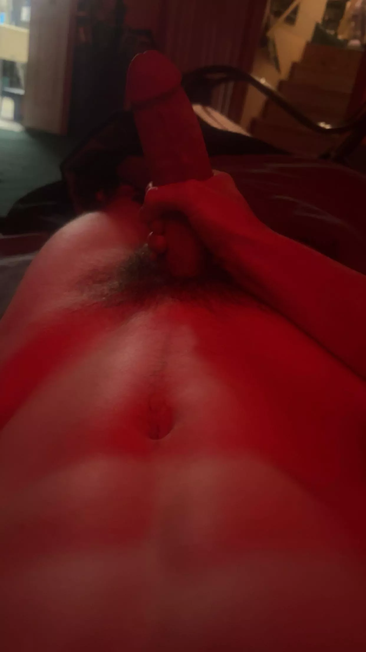 Any femboys or twinks near greensburg im 21 