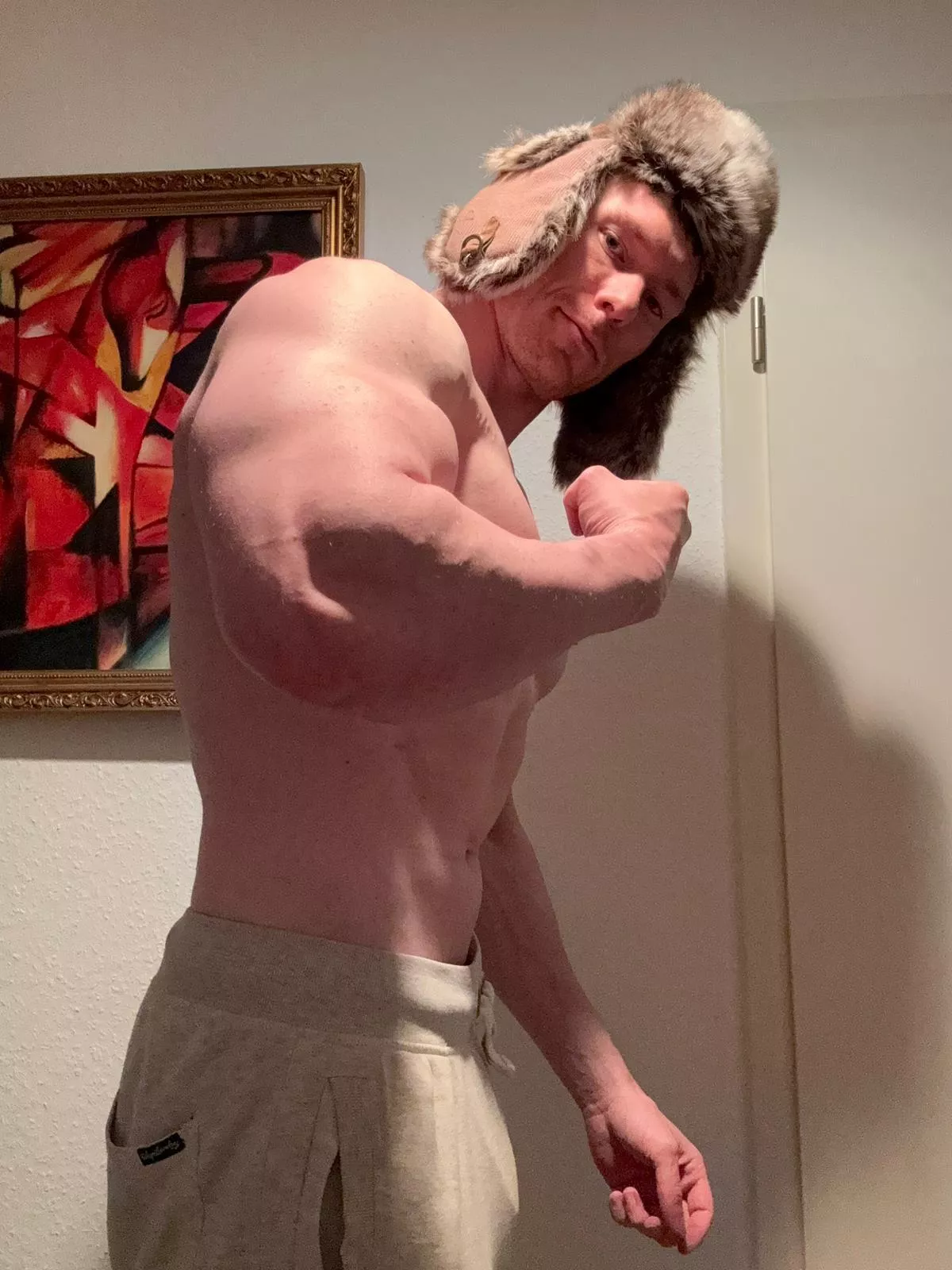 Big arms = raw power