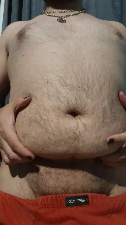 Come here and worship my belly