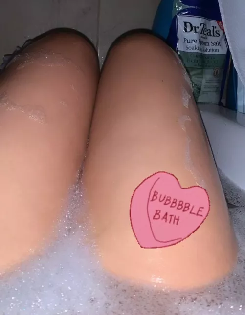 [F] 24 Bubble Bath wanna join?