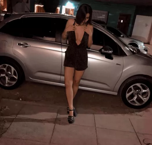 [F4A] Does this dress make my tits look good?