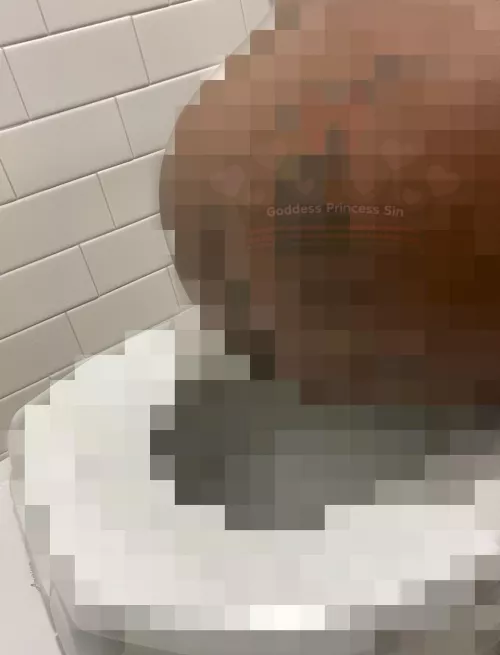 Feeder Seeking Toilet. I’m in NY/NJ Area. 