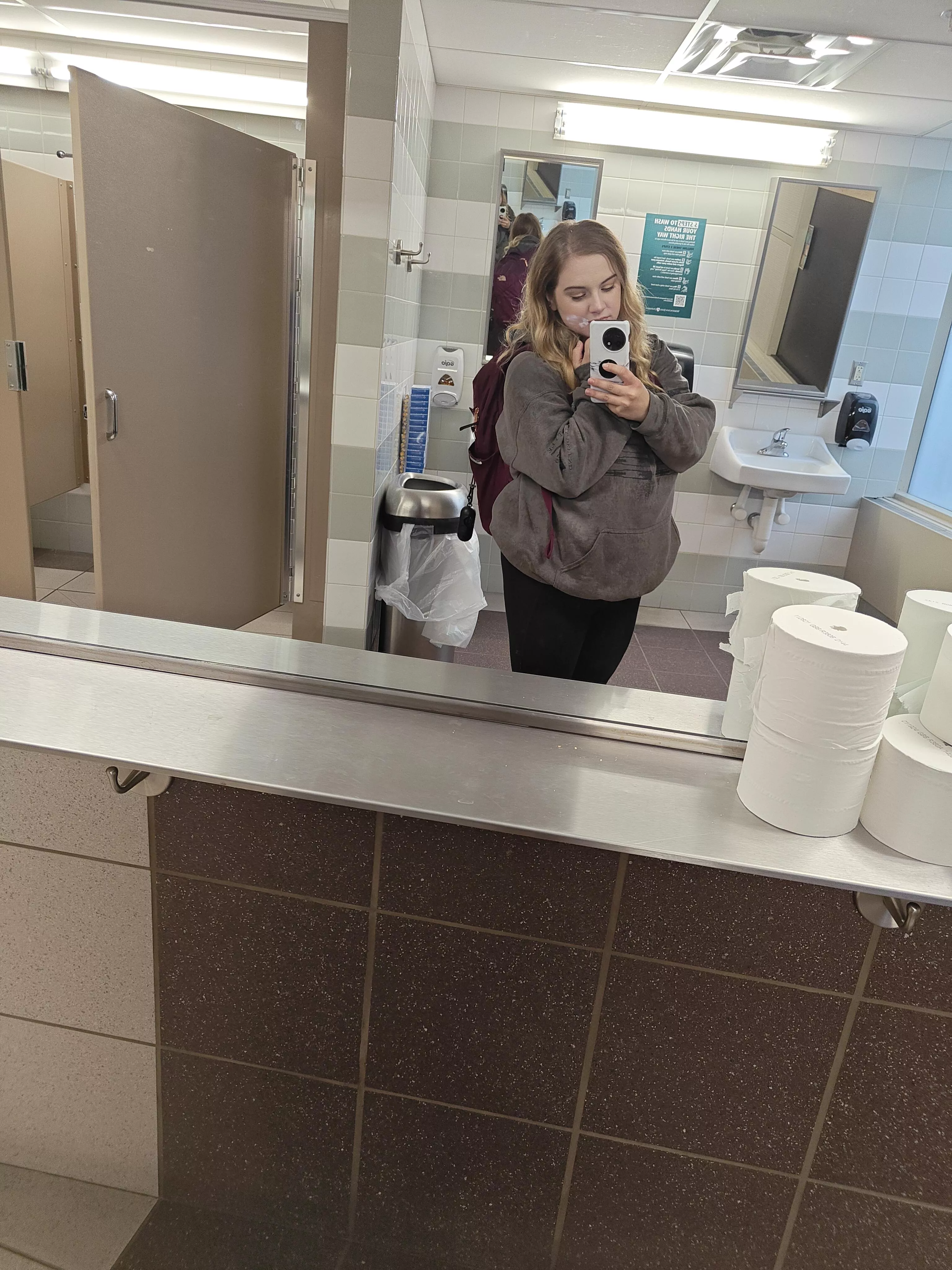 Going to school 🎒