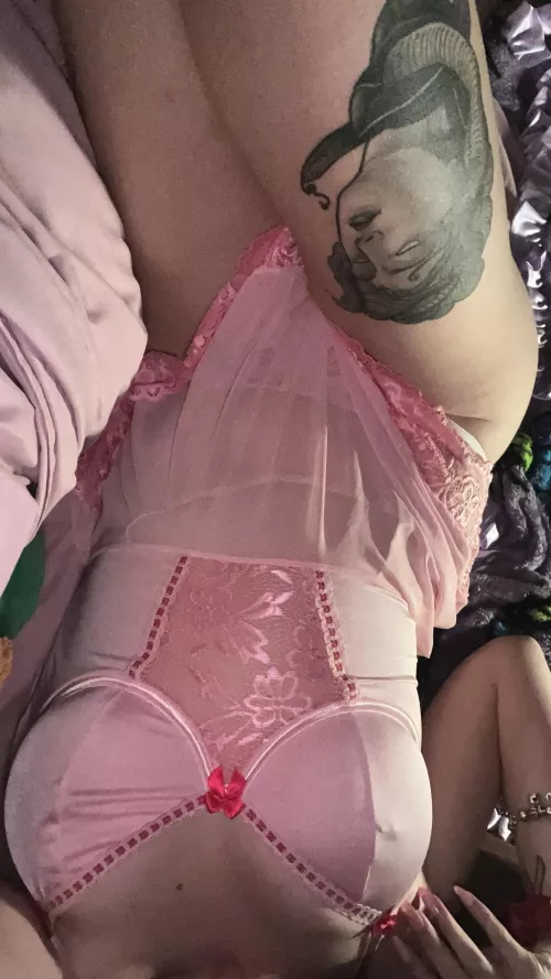 hope everyone has a happy monday 