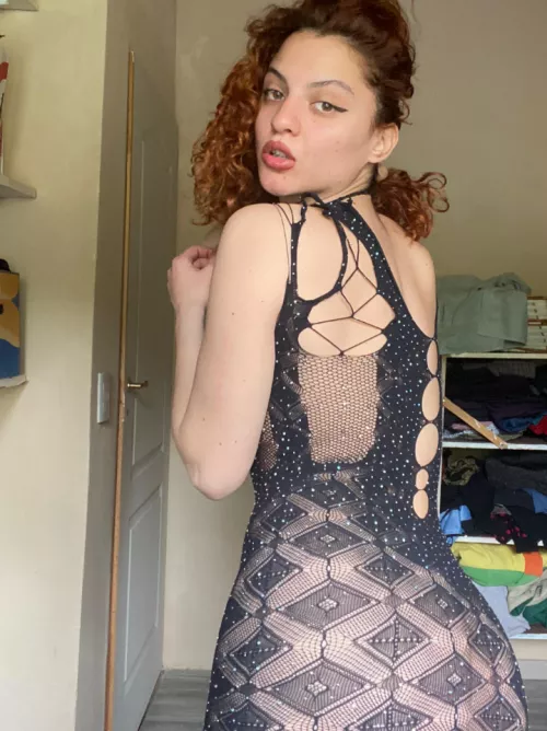 I am looking for loosers under 6 inches. You are one Say It