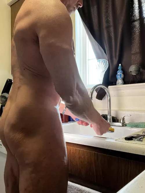 I could use some help ….with dishes😏