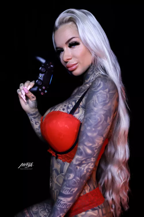 I hope you don’t trippin about being home all the time ❤️ I just play literally the whole day video games 🙈 and I’m always online on OnlyFans 💦 so don’t ne bored , let’s have some fun❤️