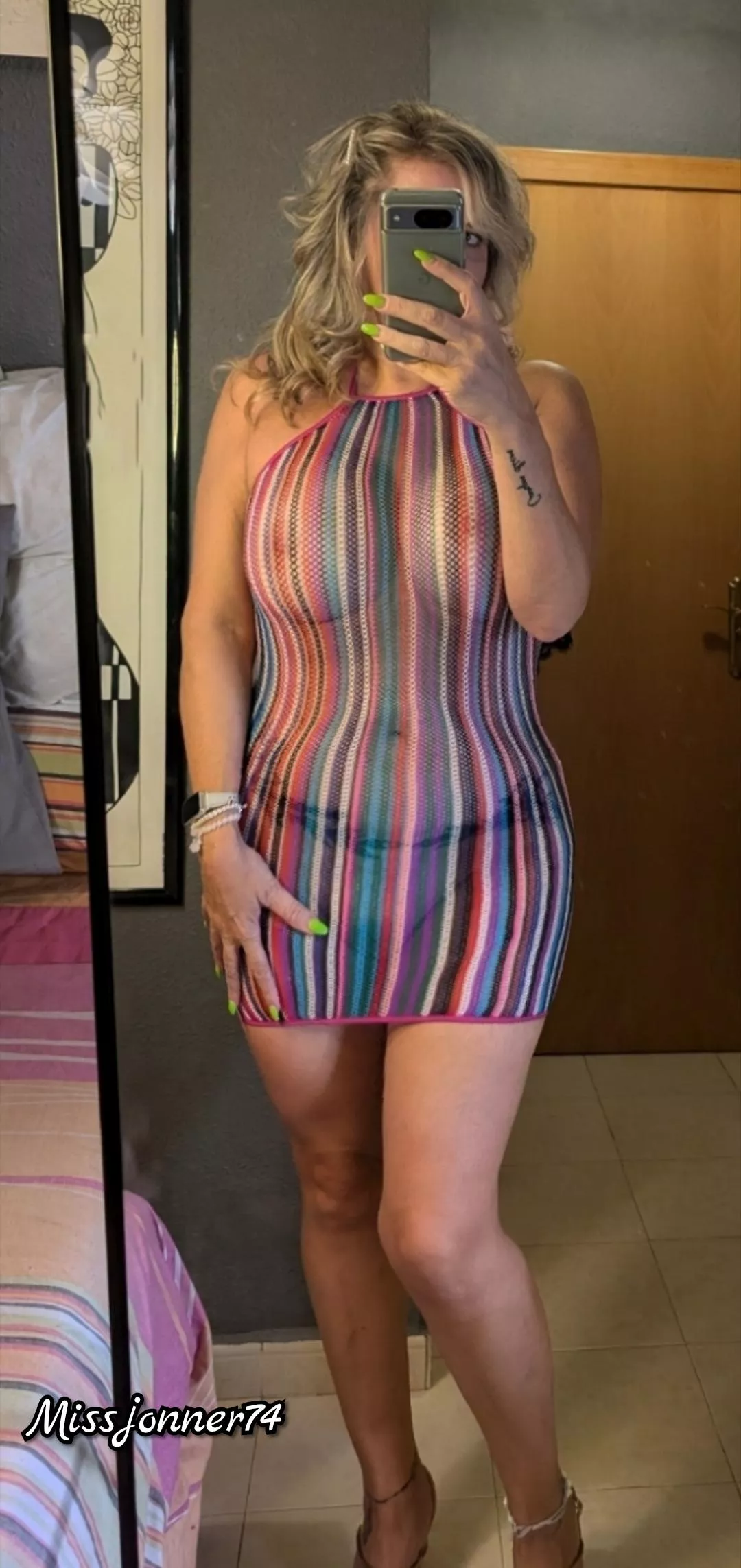 I like to share my photos....