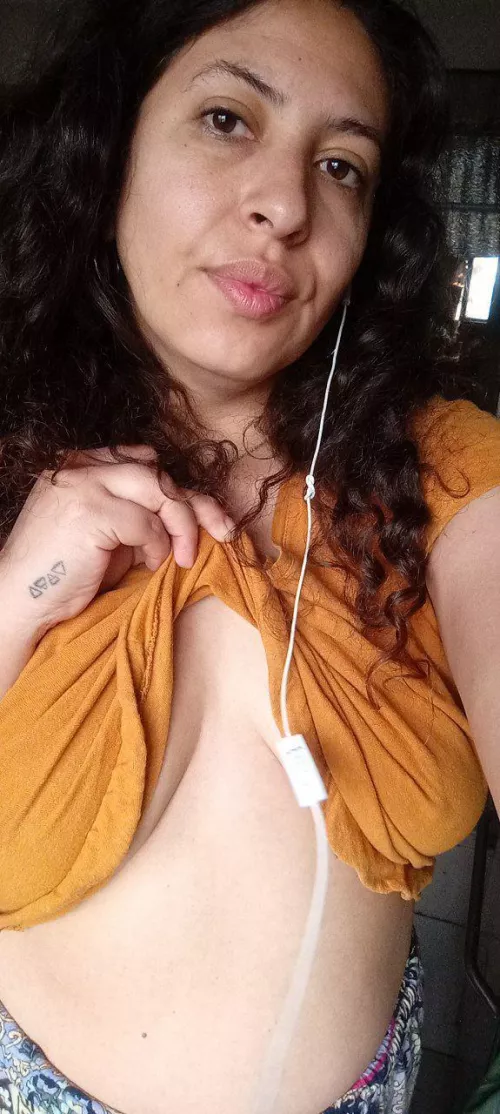 If no one has actually sent you any nudes today would you mind if i send you mine instead.