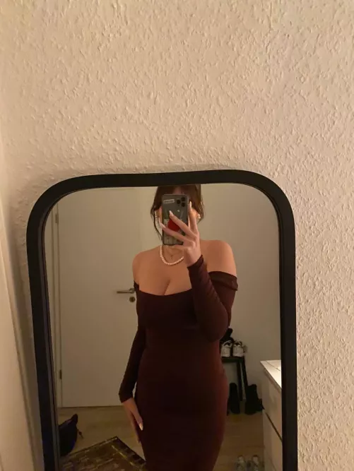 I'm wearing such a sexy skirt