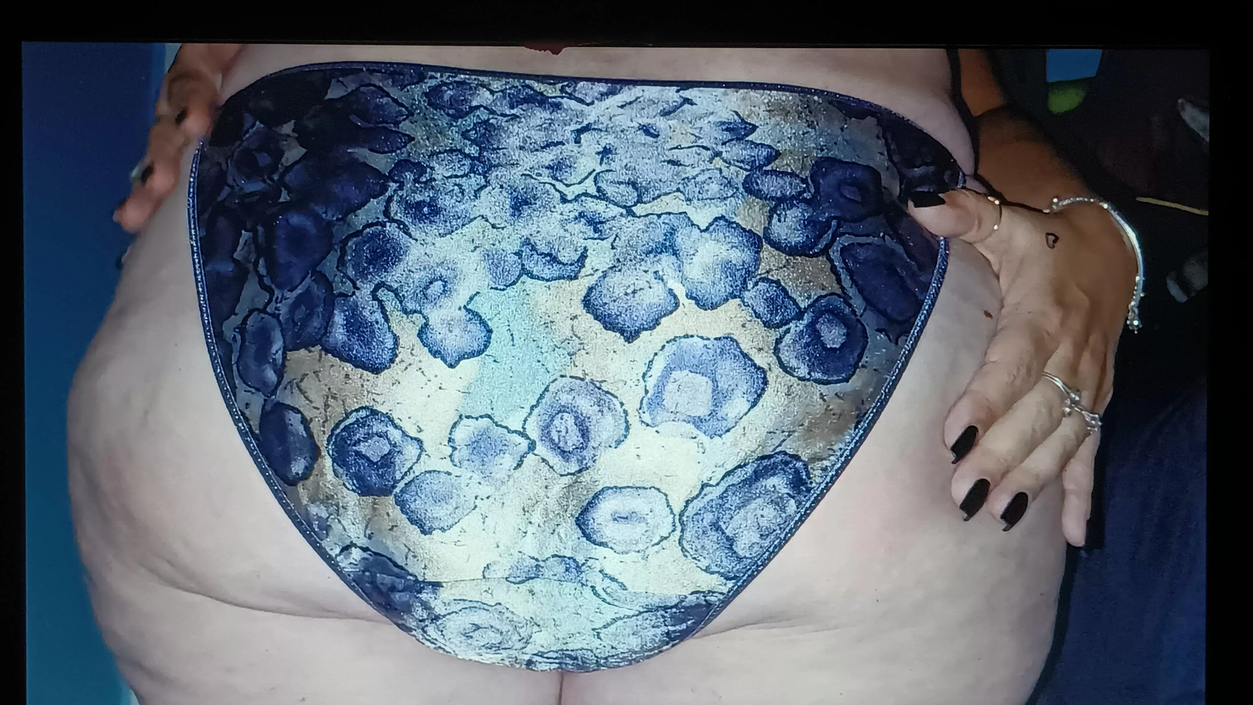 Late Night Post, Mature Thickness Silky Shiny 90's Vintage Floral Fullback Satin String Bikini/Panties