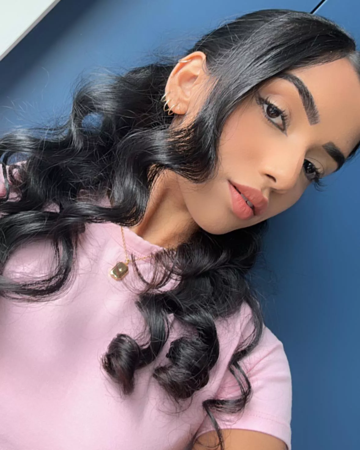 might fuck around & bankrupt a man 🥰