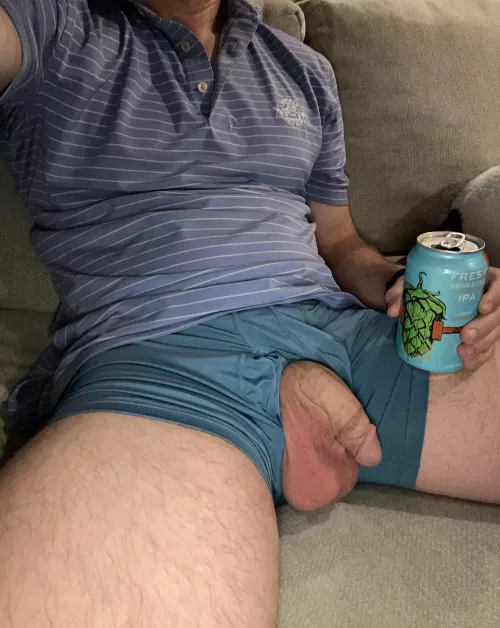 Monday night football 🍻