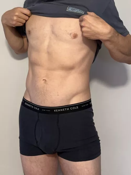 #mystic 35 [M4F] [M4MF] Does your cuck Queen need a new daytime toy, hit me up 🤙