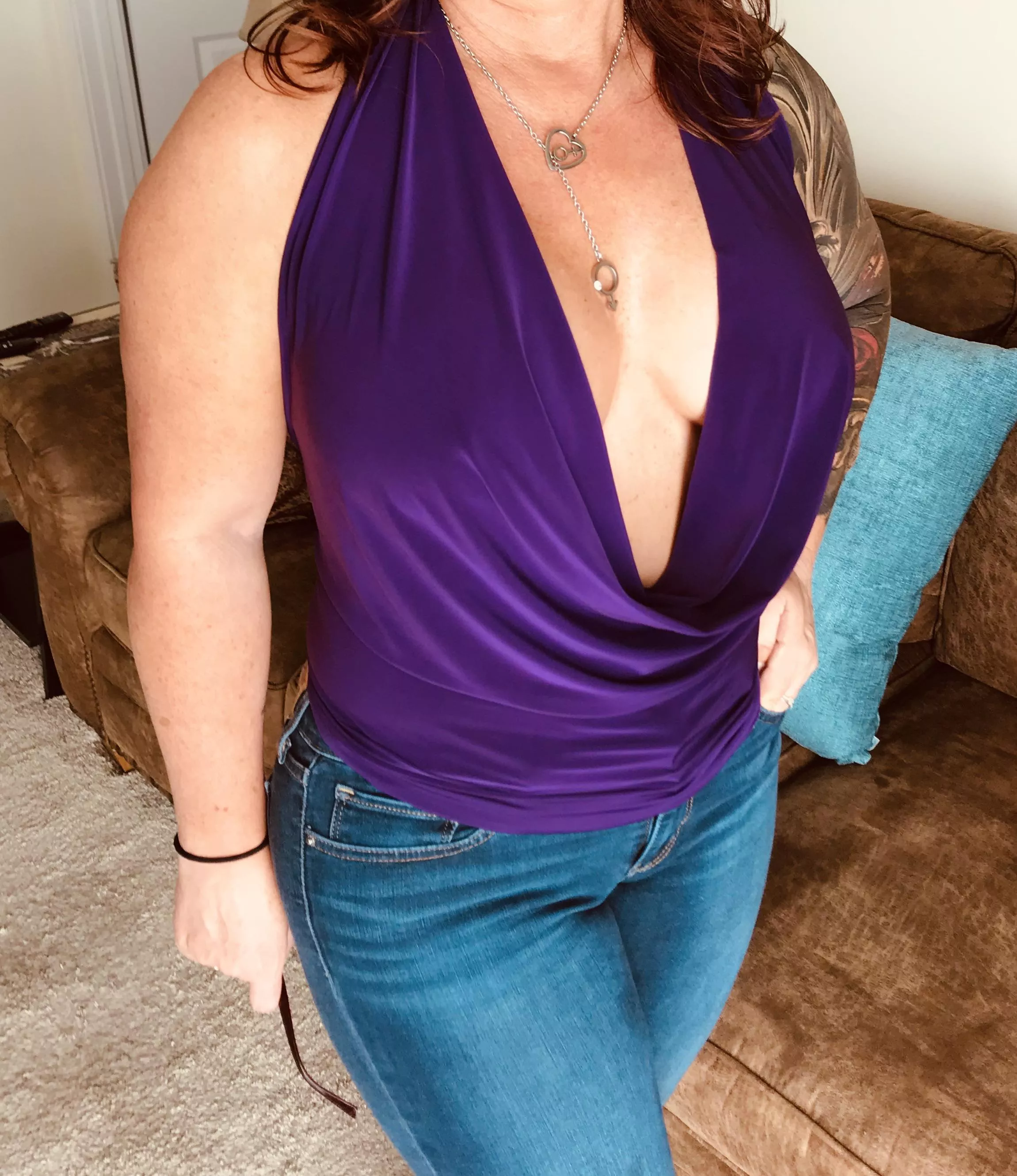 Neighborhood boys, if you want me, I want to hear it (: