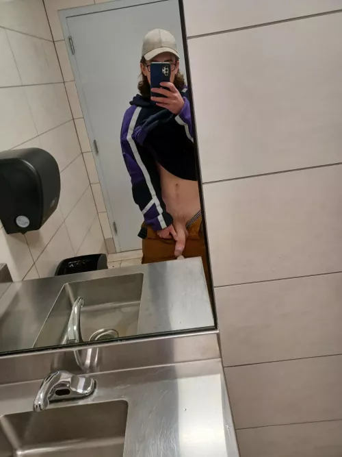 Northern MI bull here to help. 