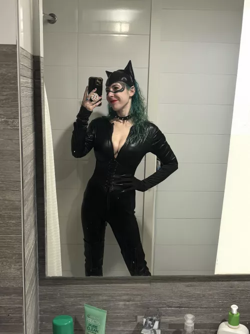 Sexy kitty selfie