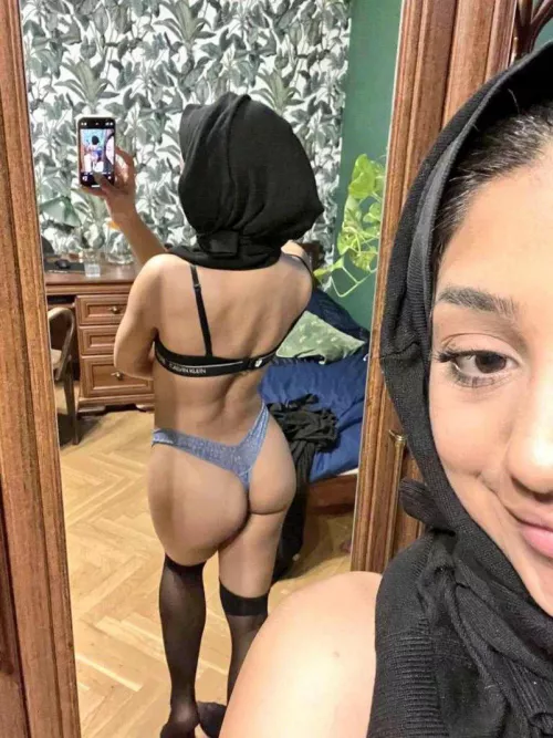 This is how we submit a pic for USA Visa ❤️