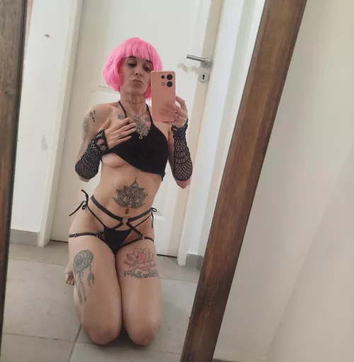 This tattooed slut wants a hard cock