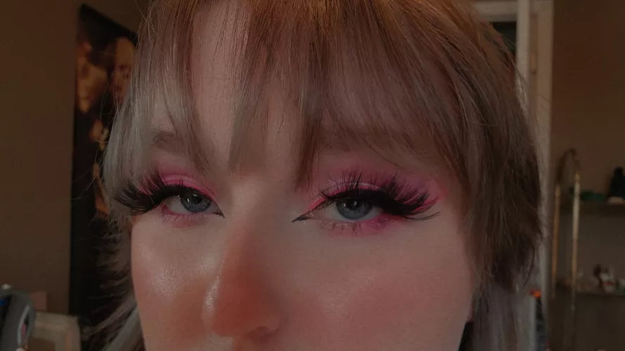 Use that credit card for me 🥰 going into debt for mommy is hot. 