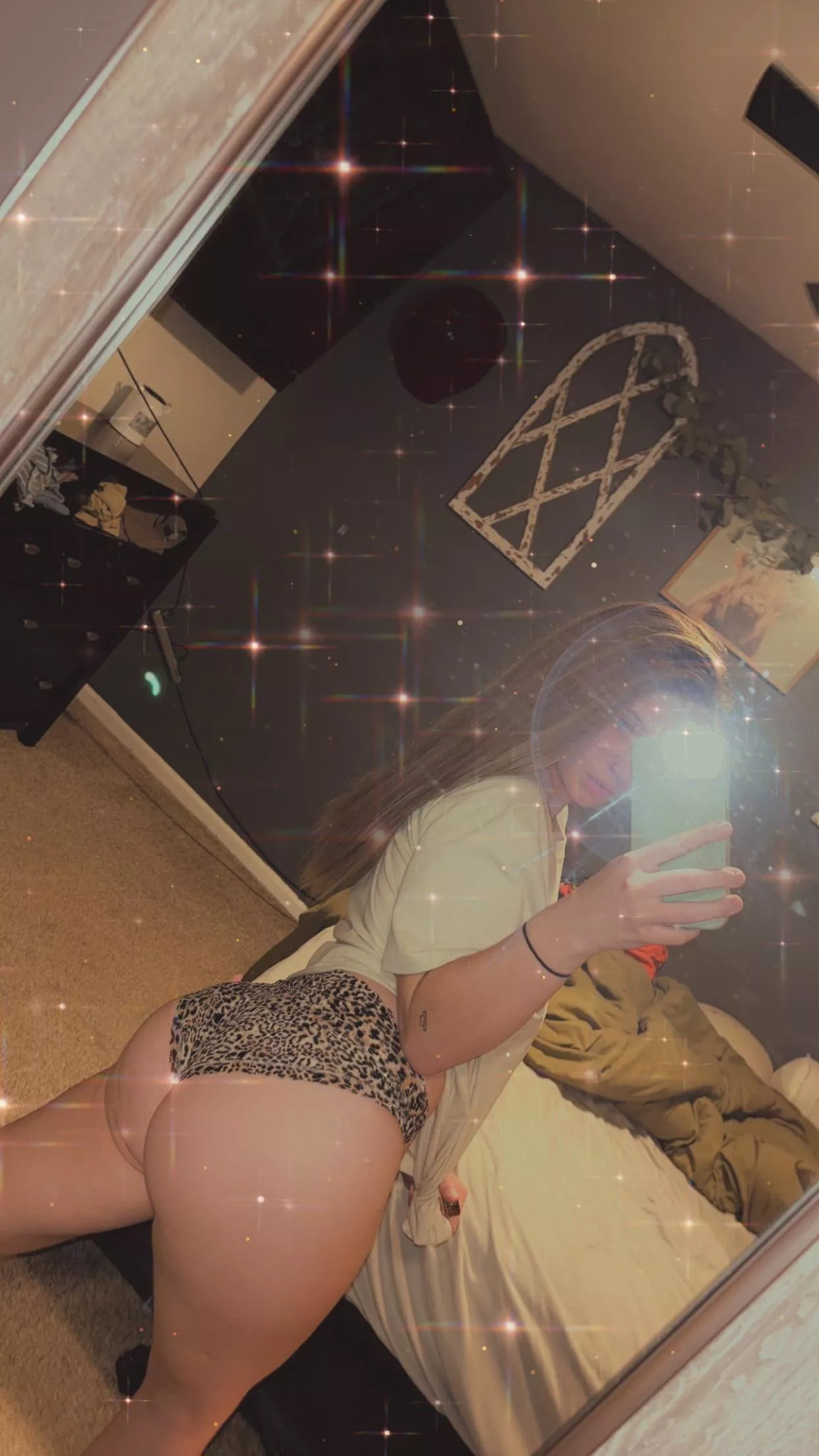 Who can I drain tonight 23[F4M] milf telegram: adbeautiful777