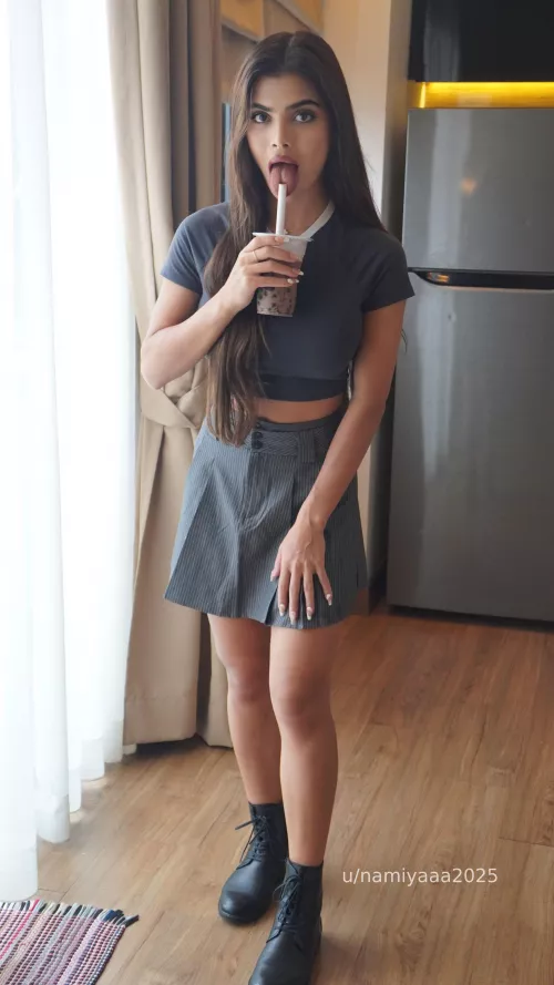 You wanna know what these lips can do?