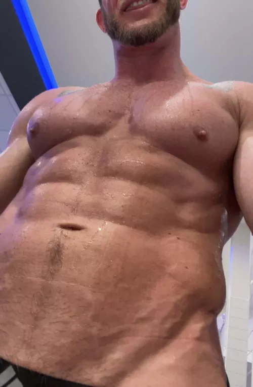 [36M4F] Hosting. Who’s free for lunch? (oc)