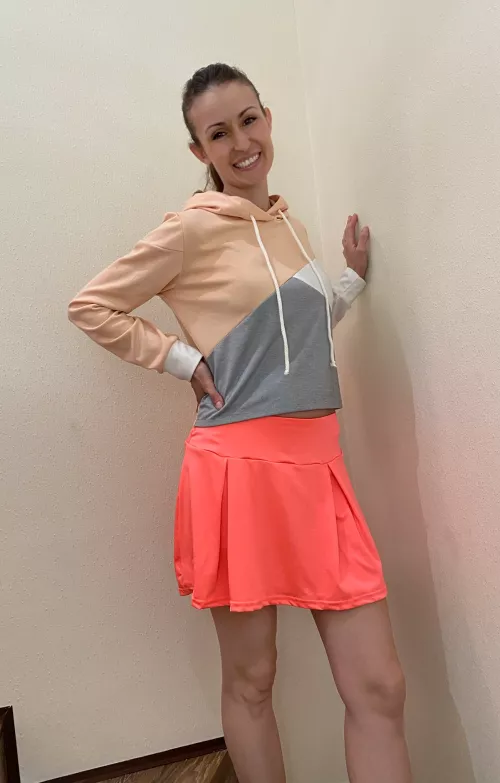 A pleasant smile always helps me out. Free access.