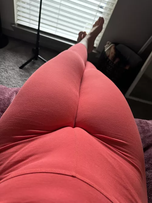 Are you down to eat it from the edge of the bed?