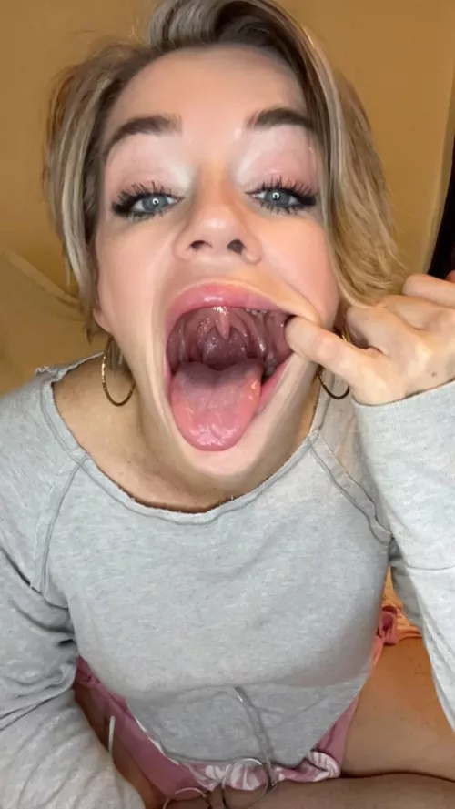 can you fill mommy's 43yo mouth