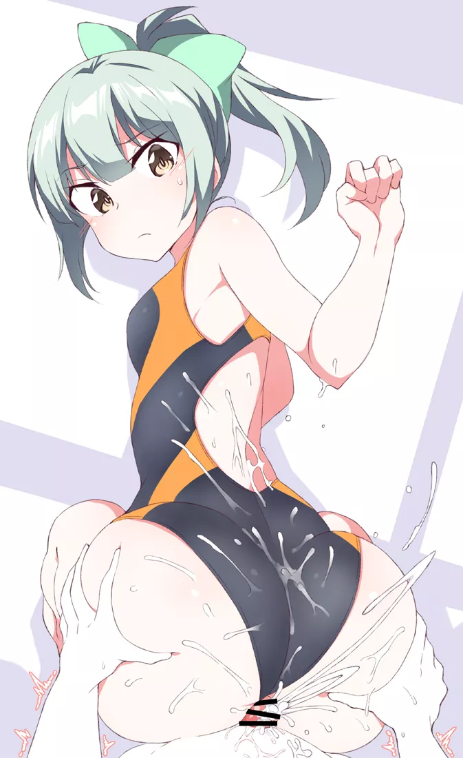 Cumming over her swimsuit (Sohuzi)