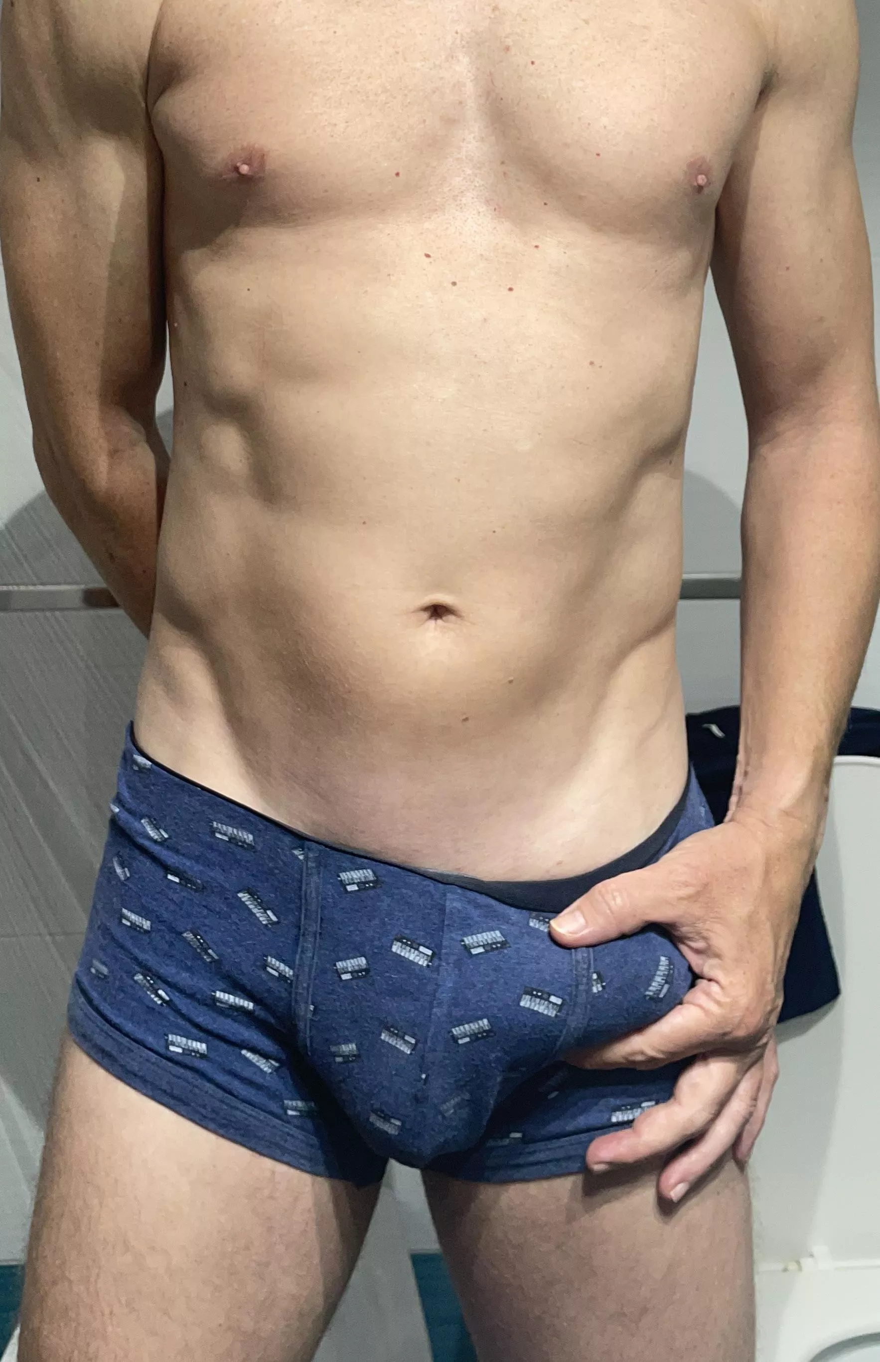 Daddy has a bulge (44)