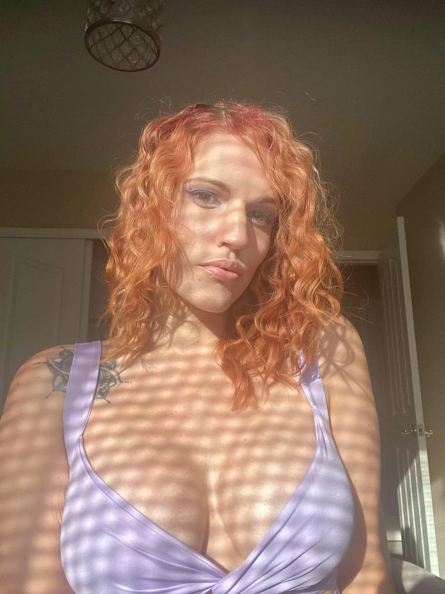 face of a Busy mom still hot right ?