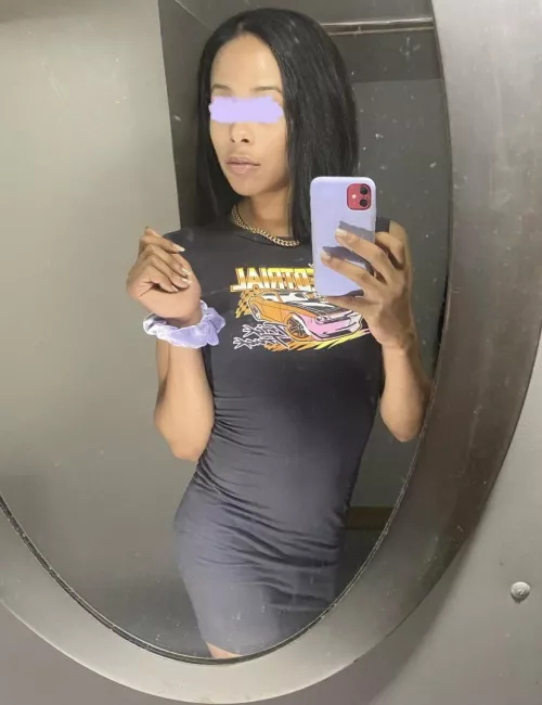 Feeling like a bad bitch! Should I surprise my boy toy tonight? 😋💕