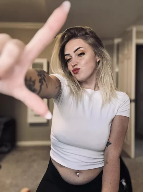 Gorgeous and powerful 😈 I get what I want when I want it. 😘