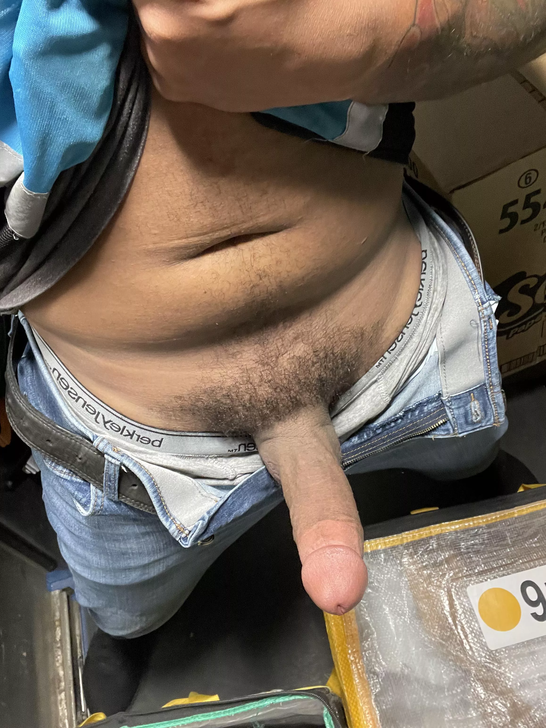 Horny at work, I’ll give you a package [m] 