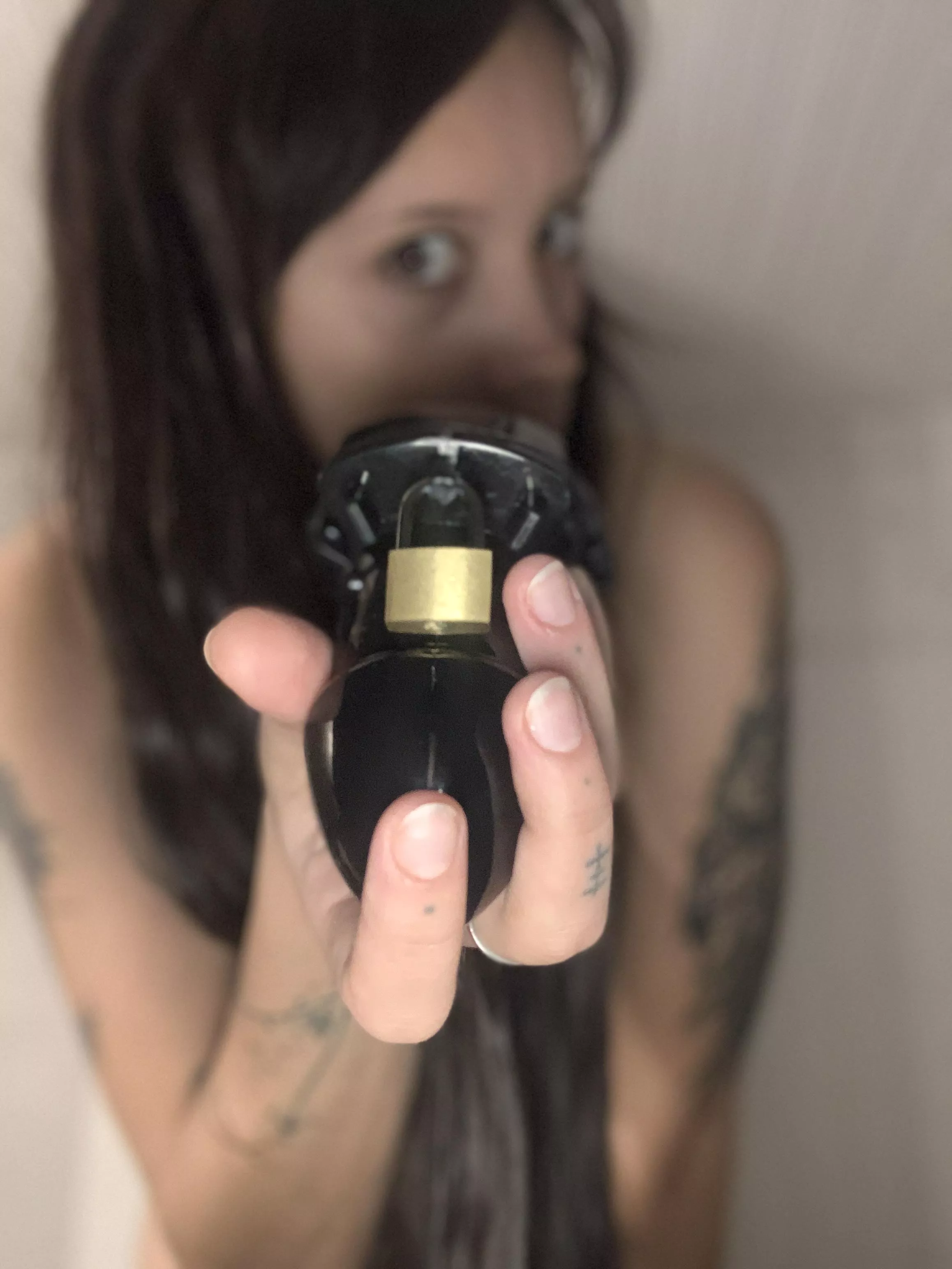 I love to cage you with all my soul. 