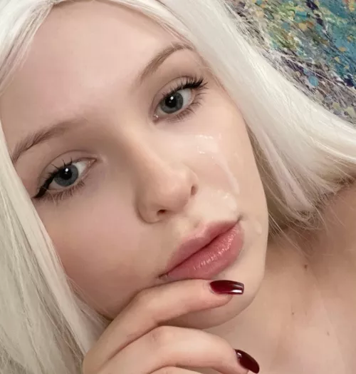 I updated my manicure, but you probably didn't notice right away