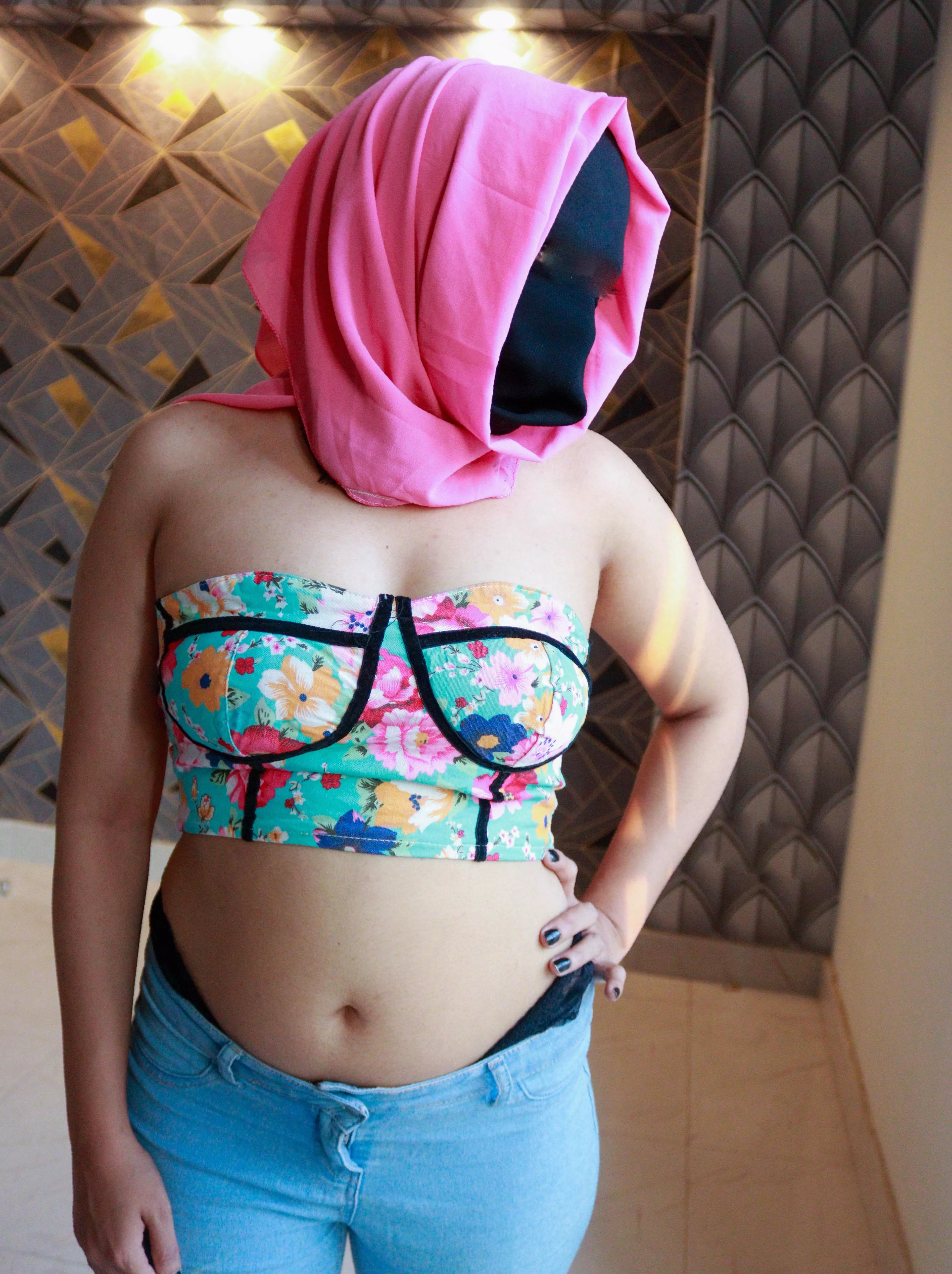 i'm so turned on when guys whisper arabic words in my ear