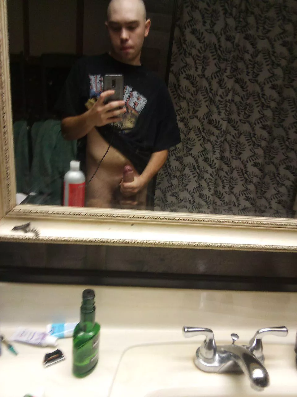 M 19 bi down for anything lmk in North phx 