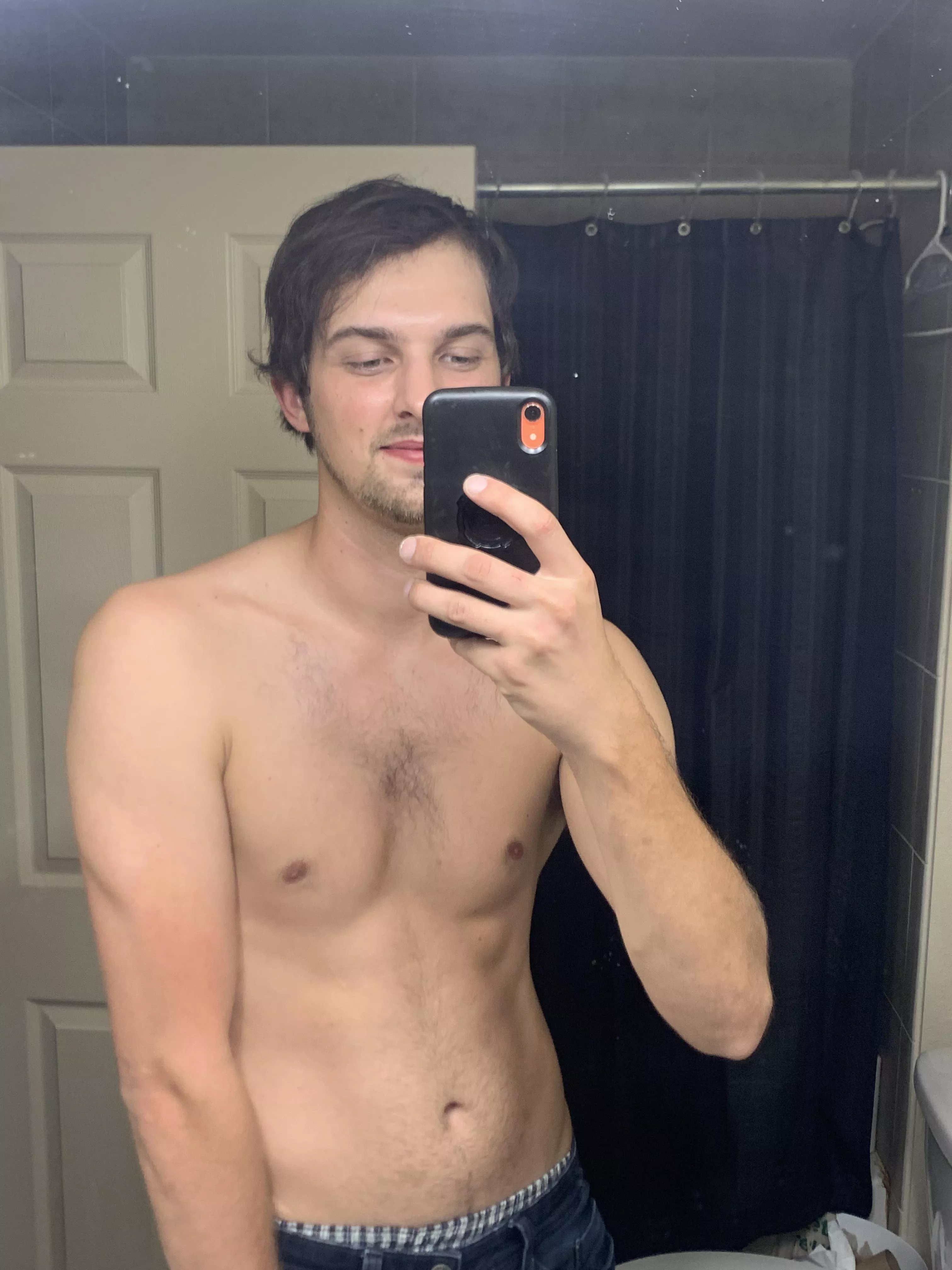 [m]4[f] [m]f[mf] 24yo slim fit 6’5  7” looking to meet new people 
