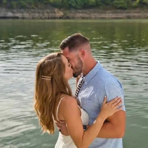 MF couple (33wf/33wm) looking for bi male, located in RGV