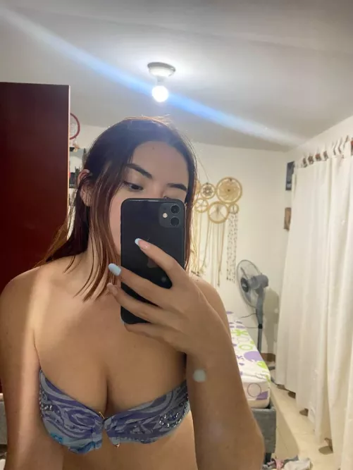 Need your honest opinion of my natural small tits