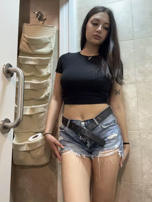 Play timeee n the shower