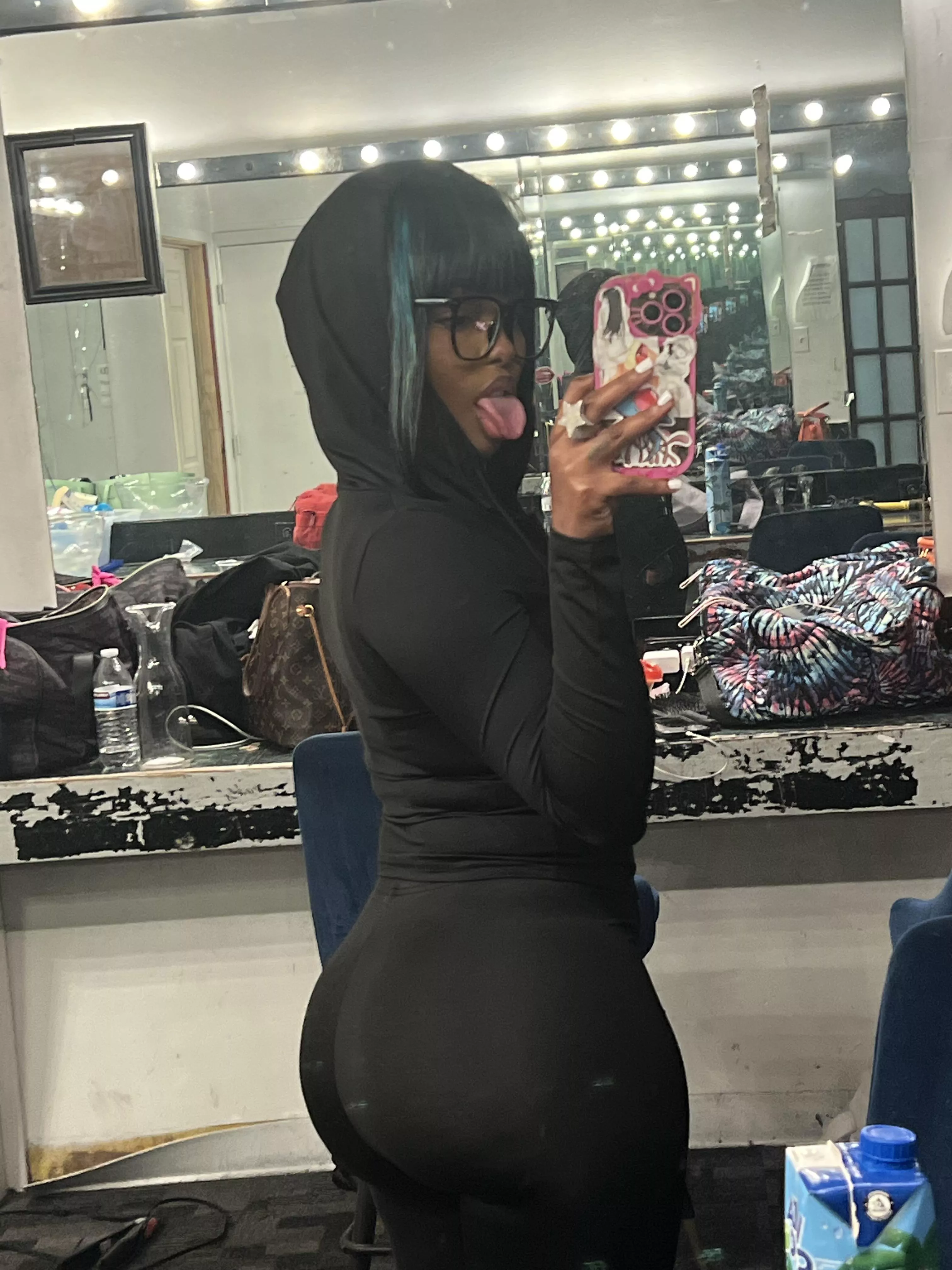 Queen deej blessing u <3 